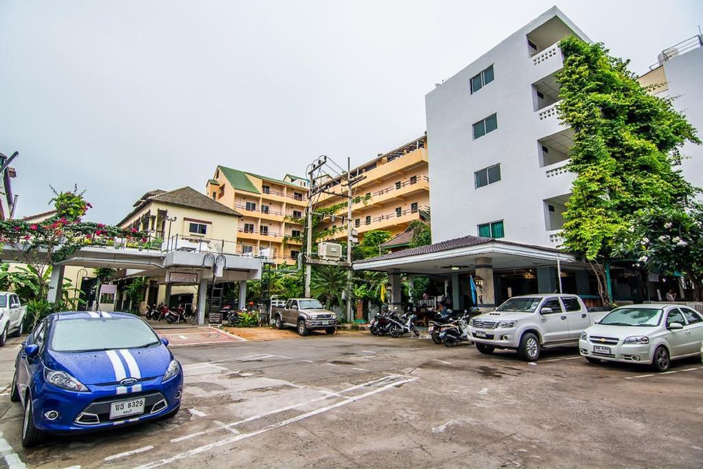 Sutus Court 2 Hotel Pattaja Kültér fotó